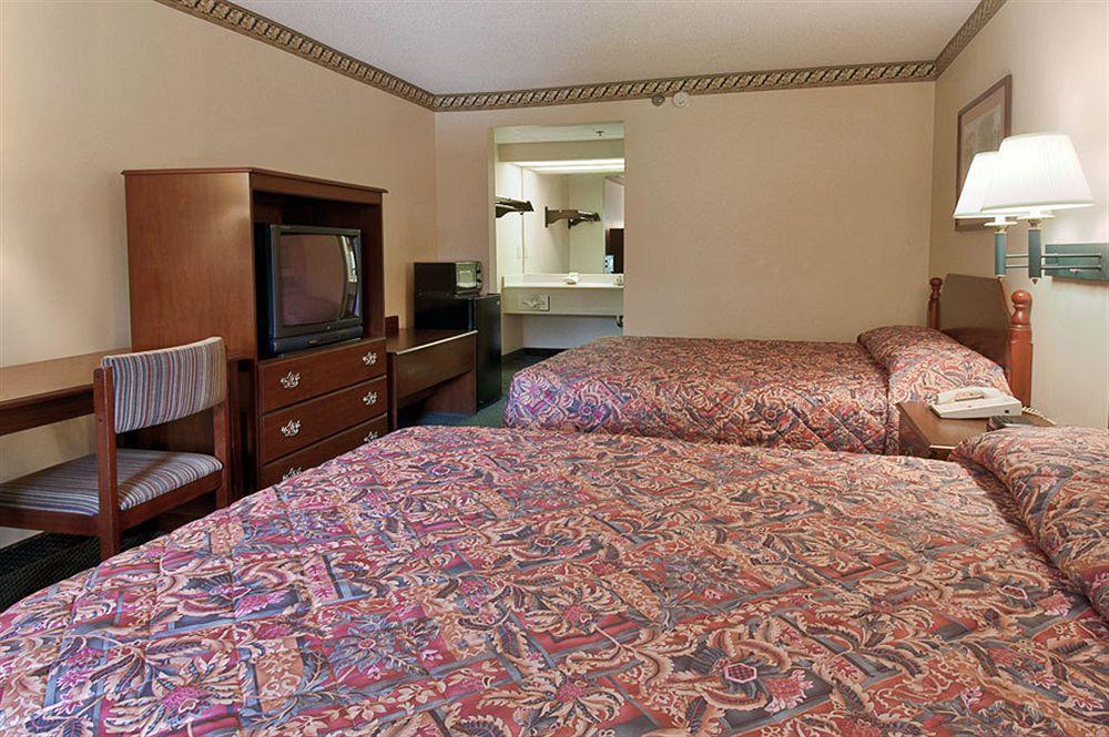 Days Inn - Chapel Hill Værelse billede