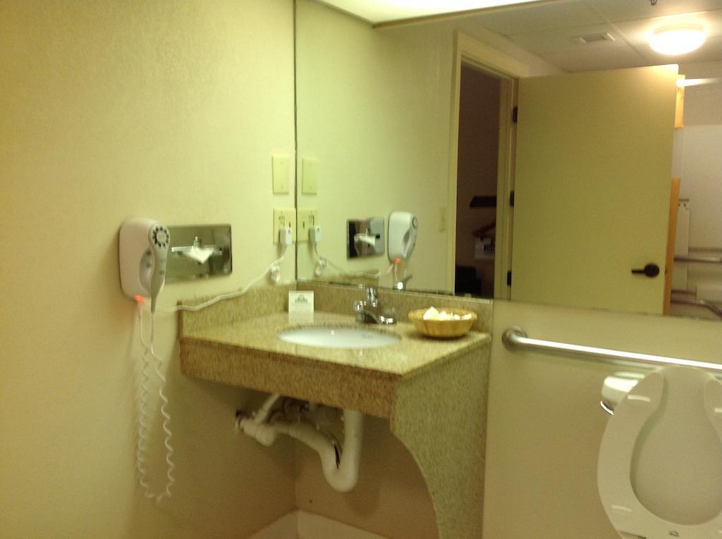 Days Inn - Chapel Hill Værelse billede